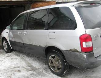 2000 Mazda MPV For Sale