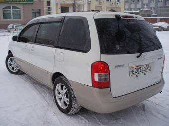 2000 Mazda MPV Photos