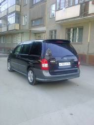 2000 Mazda MPV Photos