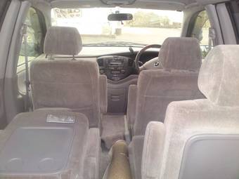 2000 Mazda MPV Pictures