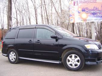 2000 Mazda MPV Photos