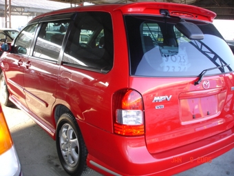 2001 Mazda MPV