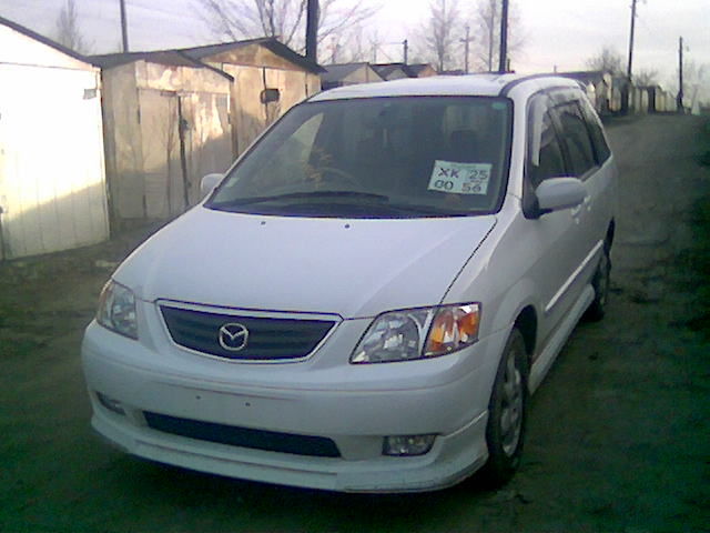 2001 Mazda MPV