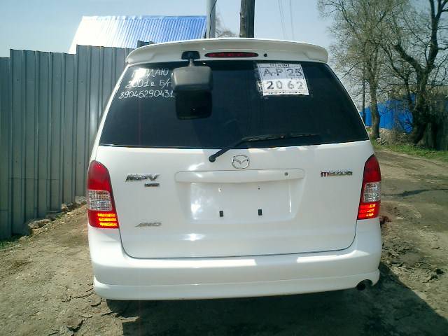 2001 Mazda MPV