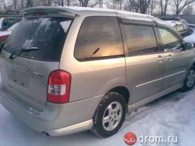 2001 Mazda MPV