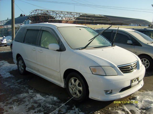 2001 Mazda MPV