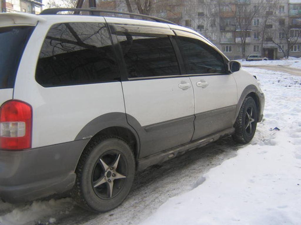 2001 Mazda MPV