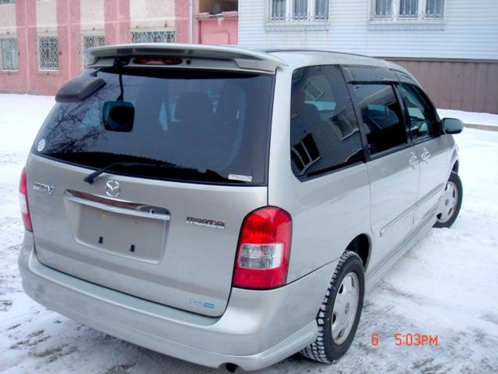 2001 Mazda MPV