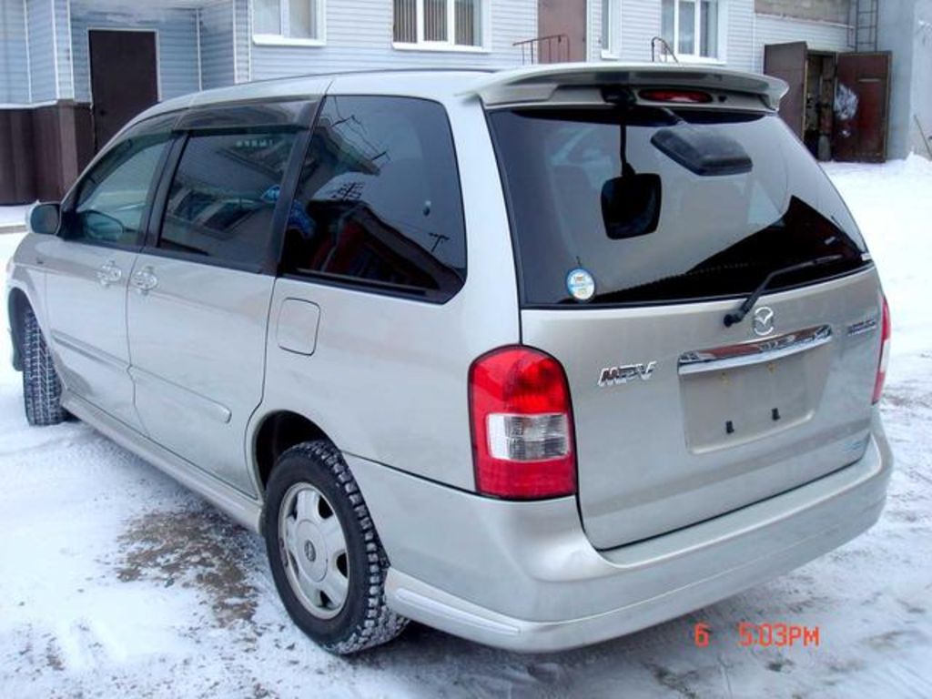 2001 Mazda MPV