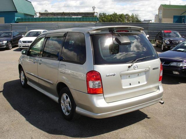 2001 Mazda MPV