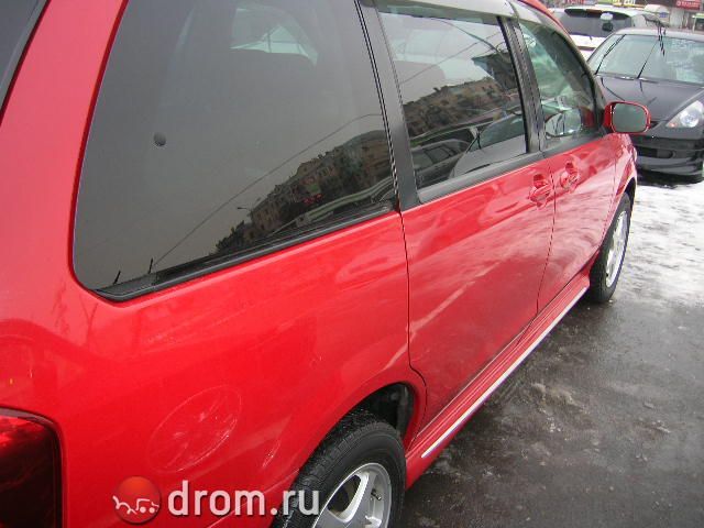 2001 Mazda MPV