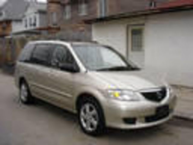 2001 Mazda MPV