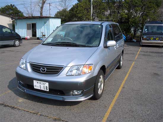 2001 Mazda MPV Photos