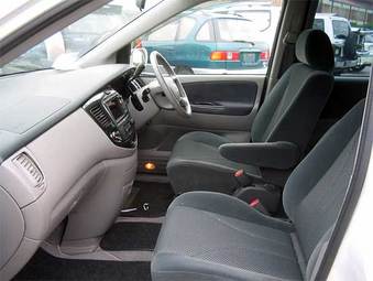 2001 Mazda MPV For Sale