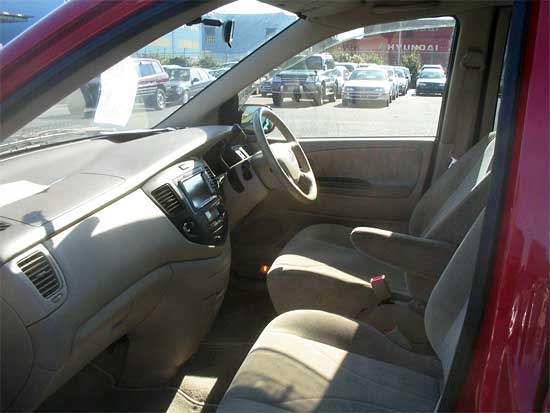 2001 Mazda MPV Pictures