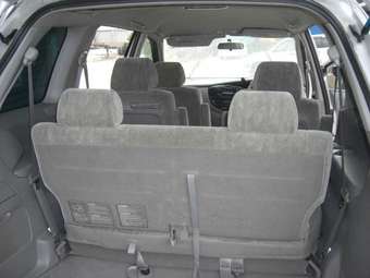 2001 Mazda MPV Pictures