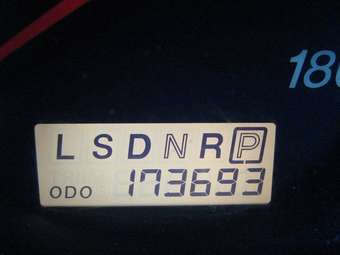 2001 Mazda MPV Photos