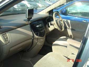 2001 Mazda MPV Pictures