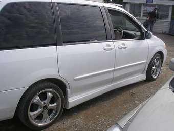 2001 Mazda MPV Photos