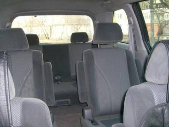 2001 Mazda MPV Pics