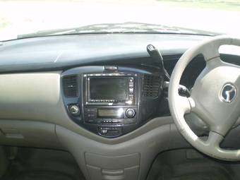 2001 Mazda MPV Pictures