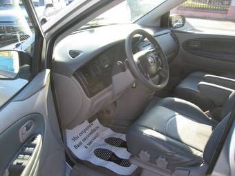 2001 Mazda MPV Photos