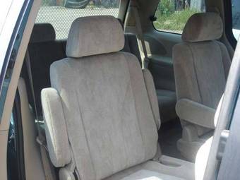 2001 Mazda MPV Pictures