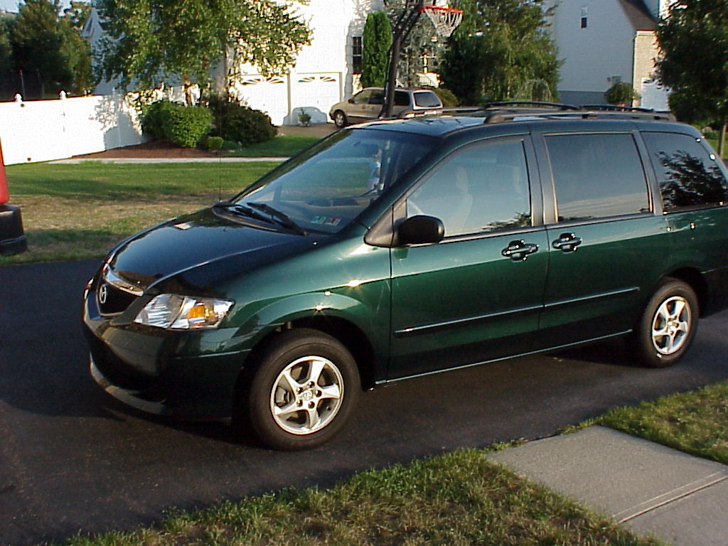 2002 Mazda MPV