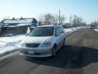 2002 Mazda MPV