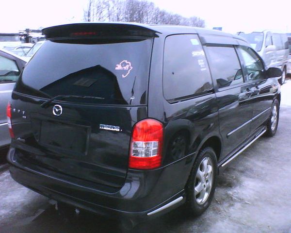 2002 Mazda MPV