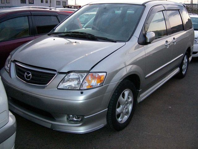 2002 Mazda MPV