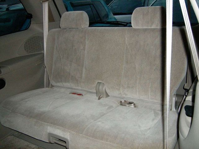 2002 Mazda MPV