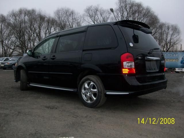 2002 Mazda MPV