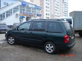 2002 Mazda MPV