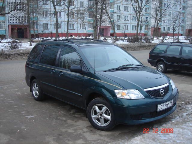 2002 Mazda MPV