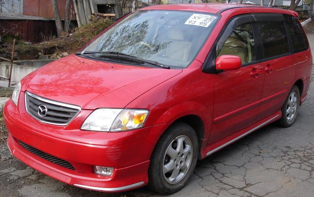 2002 Mazda MPV