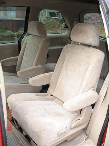 2002 Mazda MPV