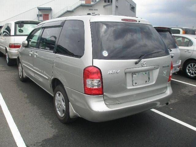 2002 Mazda MPV