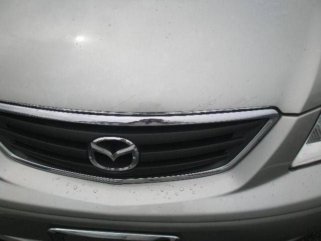 2002 Mazda MPV