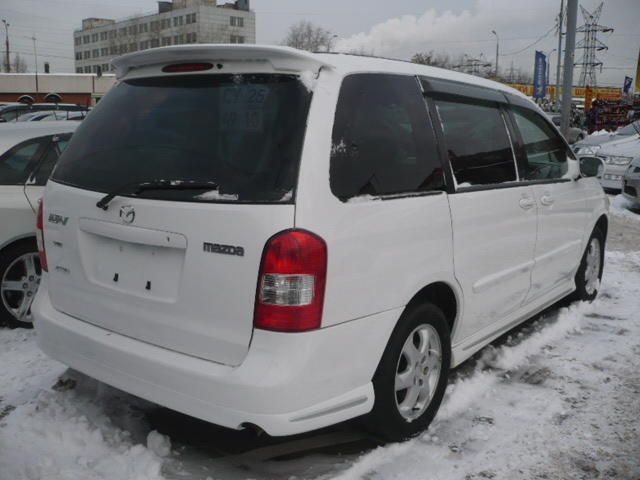 2002 Mazda MPV