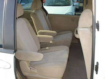 2002 Mazda MPV Wallpapers