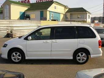 2002 Mazda MPV Pictures