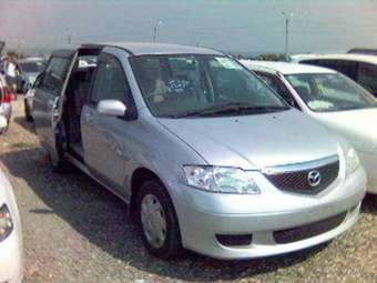 2002 Mazda MPV Photos