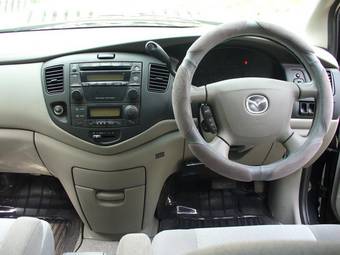 2002 Mazda MPV Pics