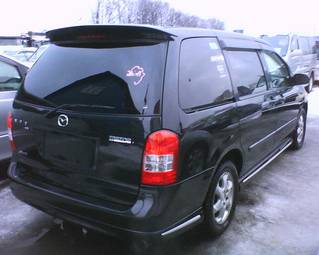 2002 Mazda MPV Photos