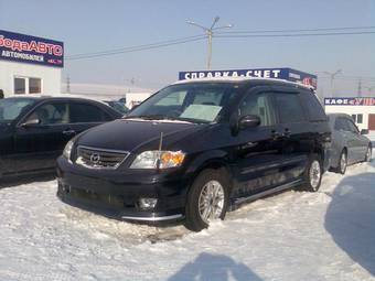 2002 Mazda MPV Photos