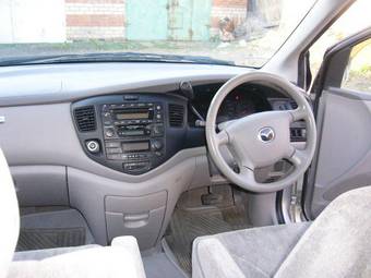 2002 Mazda MPV Pictures