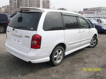 2002 Mazda MPV Photos