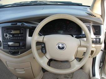 2002 Mazda MPV Pictures