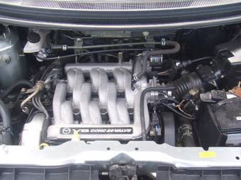 2002 Mazda MPV Pictures